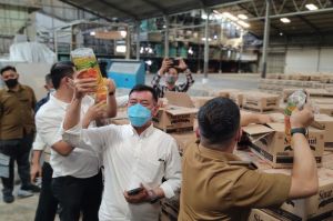 Polda Sidak CV Sinar Laut Temukan 32 Ribu Dus Minyak Goreng