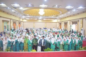 Dihadiri Ribuan Kader, PW Fatayat NU Jambi Jadi yang Pertama Gelar Pelantikan Akbar