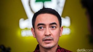 Bertemu Airlangga, Sinyal Zumi Zola Merapat ke Golkar?