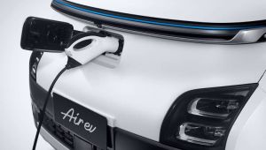 Wow.. Harga Baterai Mobil Listrik Ini Mencengangkan, Hampir Separuh Harga Mobil Keseluruhan